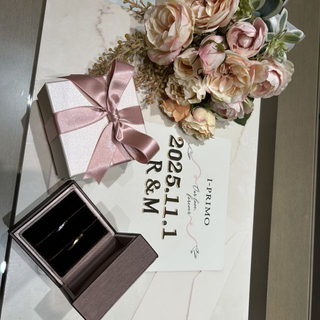 【アイプリモ(I-PRIMO)の口コミ】 お互い付けたい色が異なっていた為、通常のセット品ではなく組み換えを行…