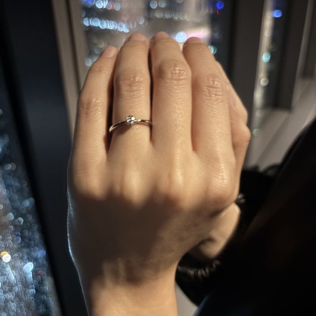 【アイプリモ(I-PRIMO)の口コミ】 ストレートに気持ちを伝えたかったので、指輪の輪郭も真っ直ぐなタイプに…