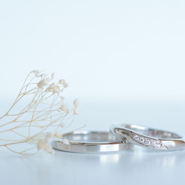 【CRAFY(クラフィ)の口コミ】 指輪のデザインもこだわりがなく
それなら自分達で作って思い出にしようと…