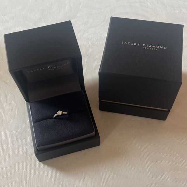 【ラザール ダイヤモンド(LAZARE DIAMOND)の口コミ】 何件か見て決めようと思っていましたが、デザインが好みで一店舗目で即決…