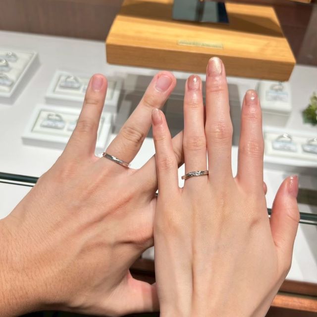 【銀座ダイヤモンドシライシの口コミ】 ブランドはまったく古いイメージはないです。
むしろ信頼できるブランドで…