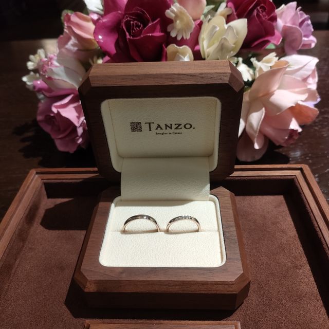 【TANZO.(鍛造指輪)の口コミ】 指輪は長年つけるとゆがんでしまう経験があったので、丈夫な素材でオーダ…