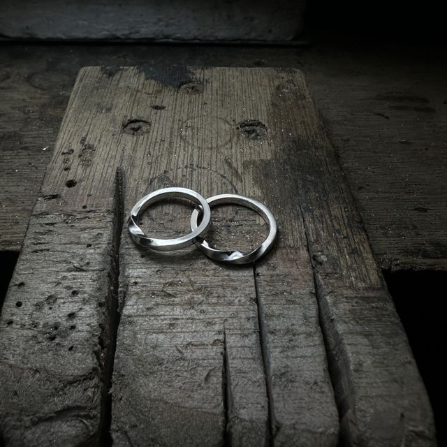 【ichi(イチ)の口コミ】 Ichiの結婚指輪は、鍛造（たんぞう）製法による丈夫さと、世界に一つだけ…