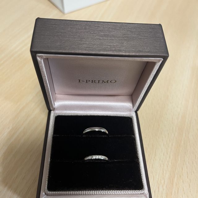 【アイプリモ(I-PRIMO)の口コミ】 シンプルなデザインで流行に左右されず、長く愛用できる点が魅力です。全…