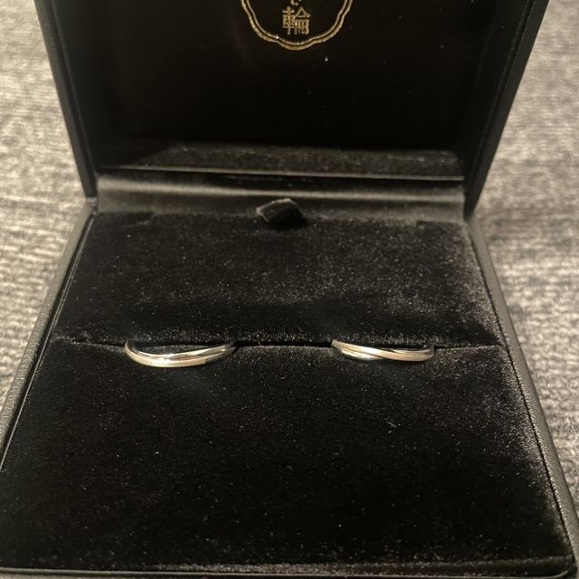 【紡ぎ輪(つむぎわ)の口コミ】 特別感があるけど奇抜すぎないデザインがいいなと思っていたところ、この…