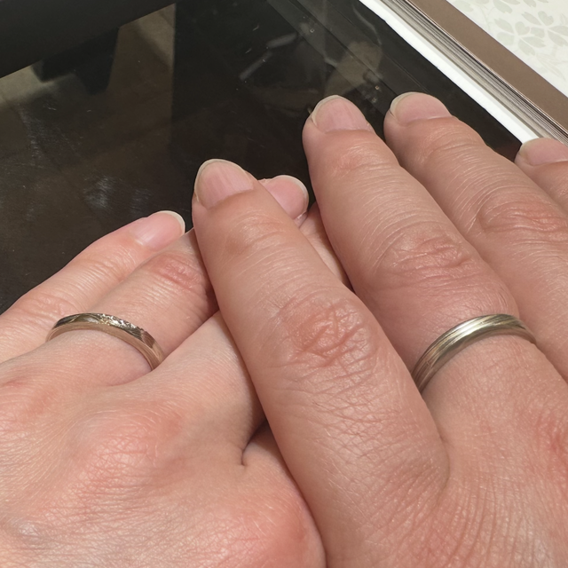 【杢目金屋(もくめがねや)の口コミ】 結婚指輪として特別感を求めて訪れた杢目金屋。一枚の木目模様の一枚板か…