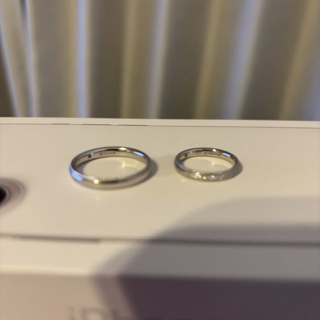 【PILOT BRIDAL(パイロットブライダル)の口コミ】 耐久性が抜群です。
プラチナ99%の為、金属アレルギーの方でも問題なく指…