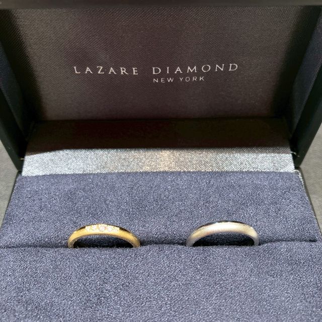 【ラザール ダイヤモンド(LAZARE DIAMOND)の口コミ】 指輪はデザイン性だけでなく、着け心地にこだわって選びました。
ジュリア…
