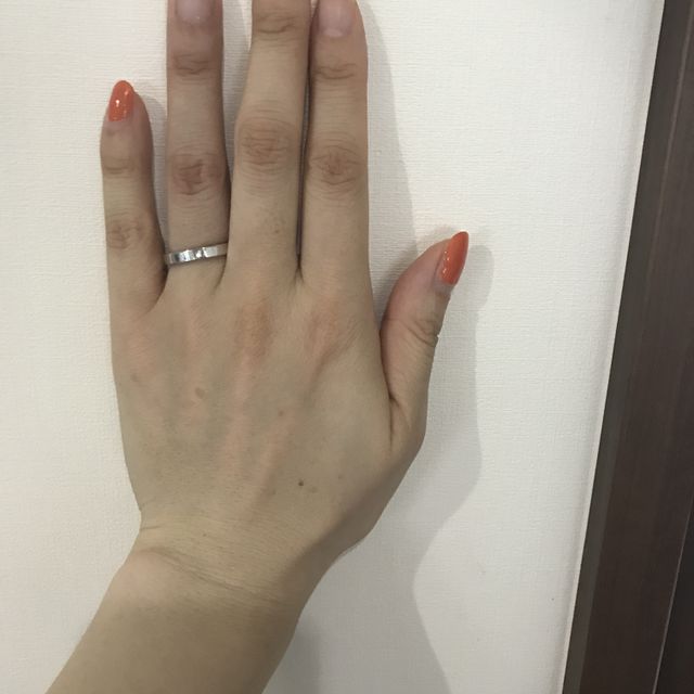 【ハリー・ウィンストン(Harry Winston)の口コミ】 他のブランドよりも値段が高いですが、一生に一度の買い物と毎日付けるも…