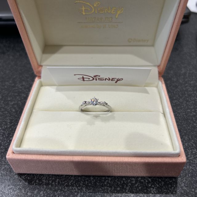 【ケイウノ ブライダル(K.UNO BRIDAL)の口コミ】 指輪のデザインとして、ディズニーのデザインを探していました。その中で…