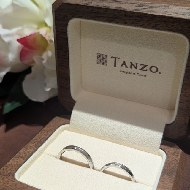 【TANZO.(鍛造指輪)の口コミ】 鍛造製法でとても強いところが気に入っています！
デザインは自分で一から…