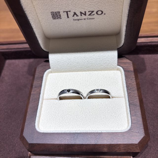 【TANZO.(鍛造指輪)の口コミ】 とにかく丈夫であることと、他の人と被りにくいデザインが良かったため、…