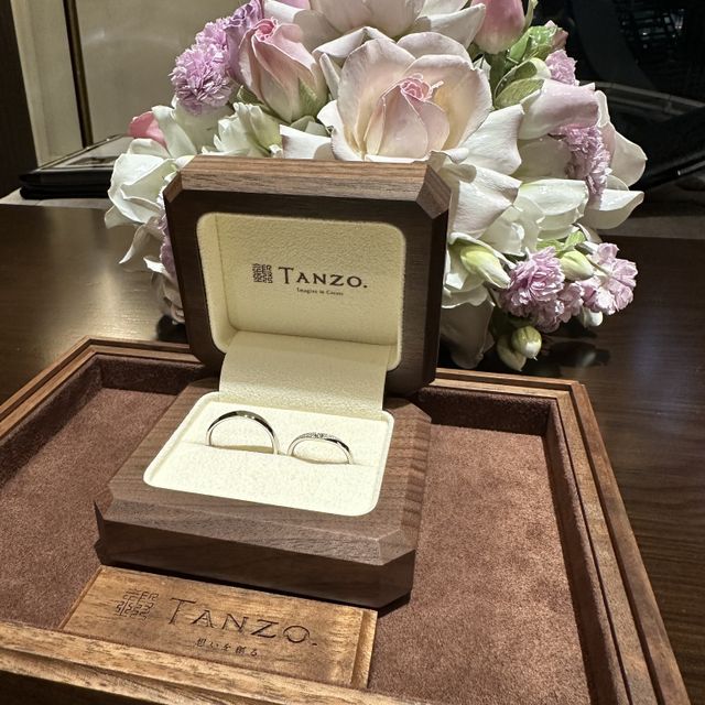 【TANZO.(鍛造指輪)の口コミ】 全面に面取り加工をして頂きました。S字型の指輪ですが回っても面取り加工…