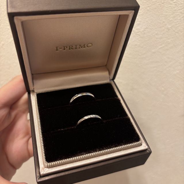【アイプリモ(I-PRIMO)の口コミ】 ①指輪（ケイローン）のおすすめポイント：
繊細なラインと上品な輝きが両…