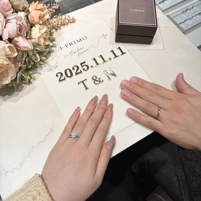 【アイプリモ(I-PRIMO)の口コミ】 今回、婚約指輪はフォーマルハウト、結婚指輪は2人揃ってアルテミシアを購…
