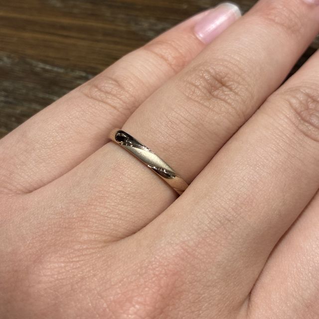 【TANZO.(鍛造指輪)の口コミ】 素材:シャンパンゴールドを探していてドンピシャの色がありました。他のブ…