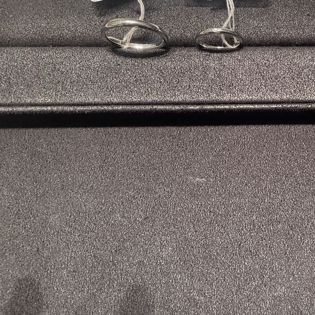 【ティファニー(Tiffany & Co.)の口コミ】 ティファニーの中でもよりシンプルなデザインのものを探していました。外…