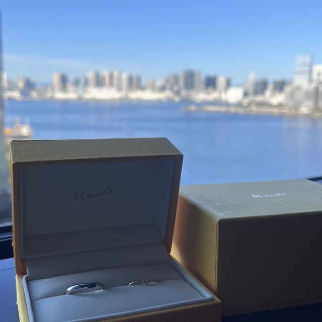 【ケイウノ ブライダル(K.UNO BRIDAL)の口コミ】 オーダーメイドでお願いした結婚指輪は、デザイナーさんがその場で丁寧に…