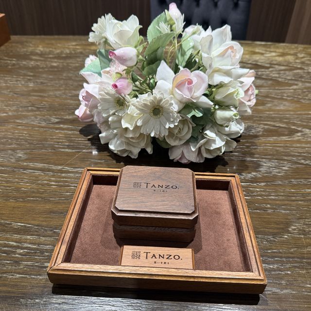 【TANZO.(鍛造指輪)の口コミ】 セミオーダーで自分好みの指輪をデザインできるのが魅力的です。たくさん…