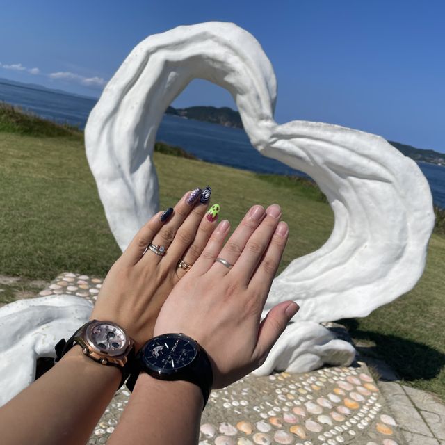 【ケイウノ ブライダル(K.UNO BRIDAL)の口コミ】 婚約指輪はフルオーダーで作成しました。
結婚指輪は木目金調にしようと決…