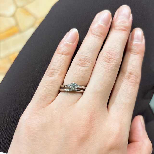 【AMATSU(アマツ)の口コミ】  amatsuの龍で揃えました。おすすめポイントはデザインです。結婚指輪は、…