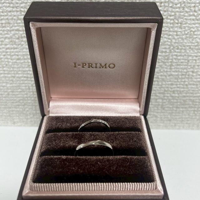 【アイプリモ(I-PRIMO)の口コミ】 シンプルなデザインですが独自こカット製法でダイヤが入っていない方でも…