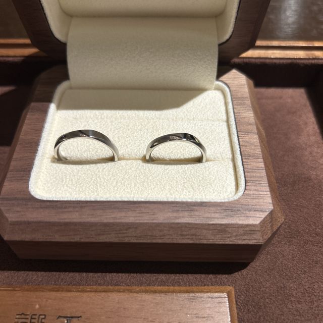 【TANZO.(鍛造指輪)の口コミ】 鍛造製法であることに惹かれ、このお店を見つけました。
デザインはフルオ…