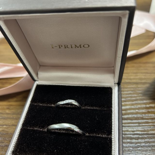 【アイプリモ(I-PRIMO)の口コミ】 私達は結婚指輪の王道であるストレートではなく、ウェーブがよかったので…