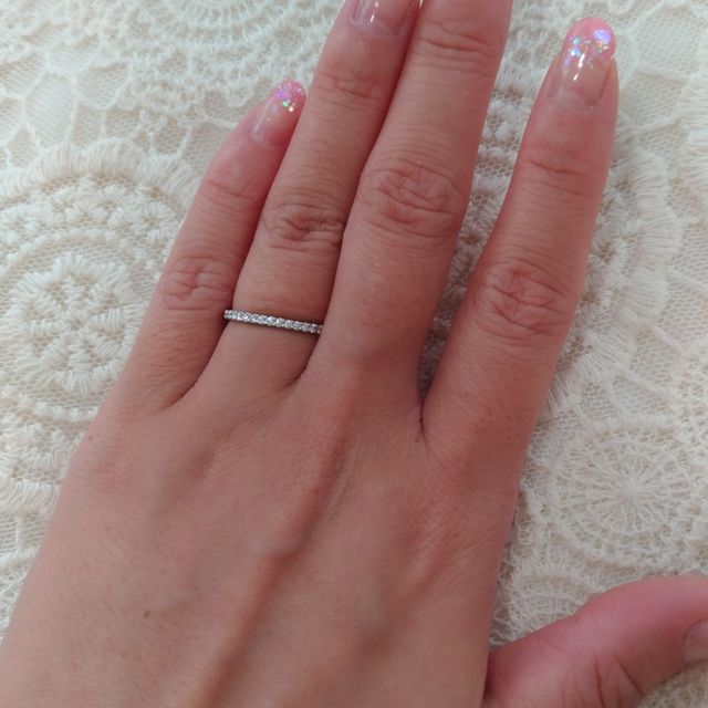 【アイプリモ(I-PRIMO)の口コミ】 結婚指輪も婚約指輪もアイプリモで揃えました。
それらに重ねられるハーフ…