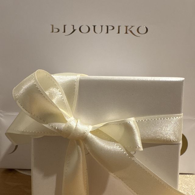 【BONDS(ボンズ)の口コミ】 毎日つけていても気にならないような付け心地の良い指輪です。軽くて薄い…