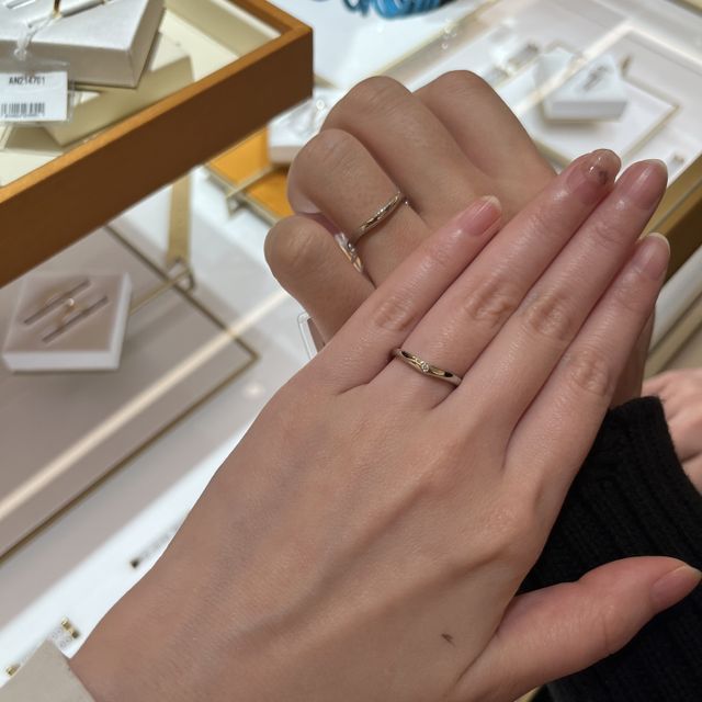 【ブルガリ(BVLGARI)の口コミ】 仕事柄派手なデザインはつけられないこと、ダイヤ付きがよいことをお伝え…