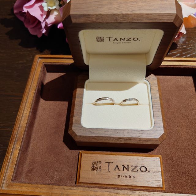 【TANZO.(鍛造指輪)の口コミ】 鍛造製法ならではの付け心地の良さで、普段指輪を着けない私でも違和感な…