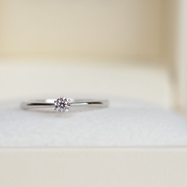 【CRAFY(クラフィ)の口コミ】 最初にプロポーズ用のダイヤモンドを購入して、プロポーズ成功後にパート…