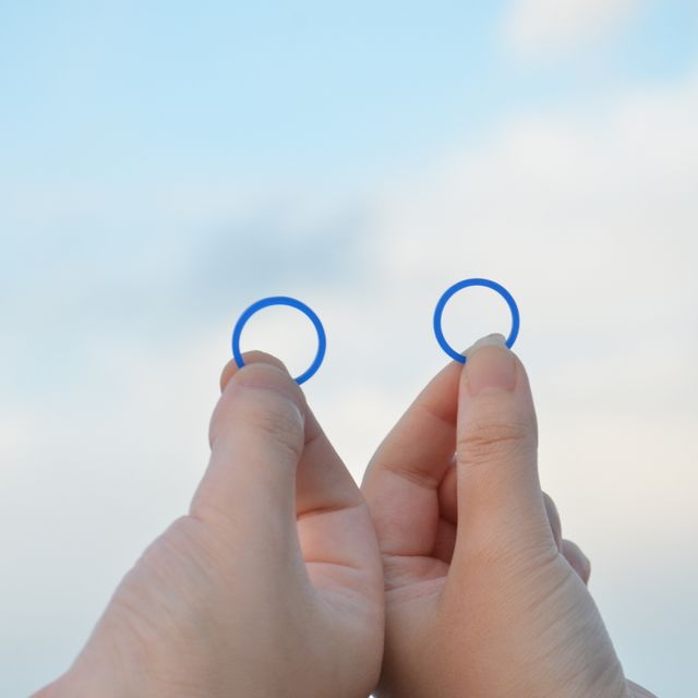 【CRAFY(クラフィ)の口コミ】 婚約指輪との重ね付けを意識しつつ、シンプルかつ上品なデザインとなるよ…