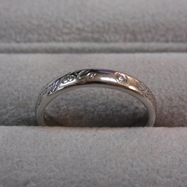 【ティファニー(Tiffany & Co.)の口コミ】 彼女と買いに行き候補はいくつかありましたが、あまり派手でないもので飽…