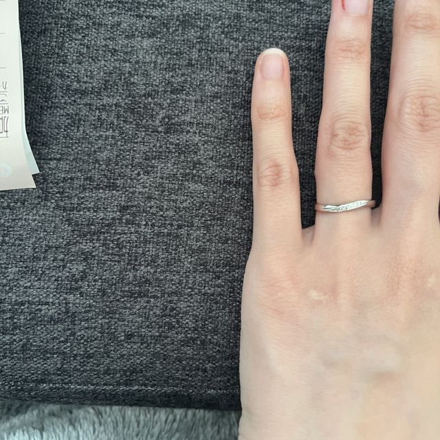 【俄(にわか)の口コミ】 女性のもののが安く13万くらいだったと思います。ウェーブ型ですが、とに…