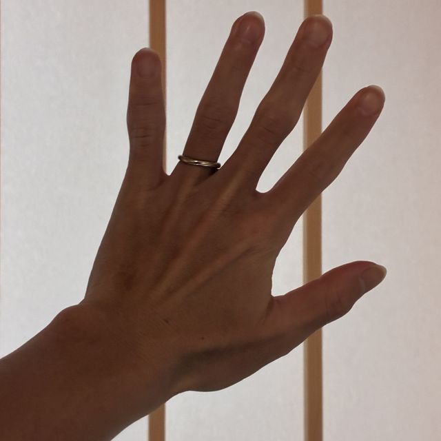 【出雲結(いずもゆい)の口コミ】 指輪のデザインがとてもシンプルで綺麗でした。また、プラチナということ…