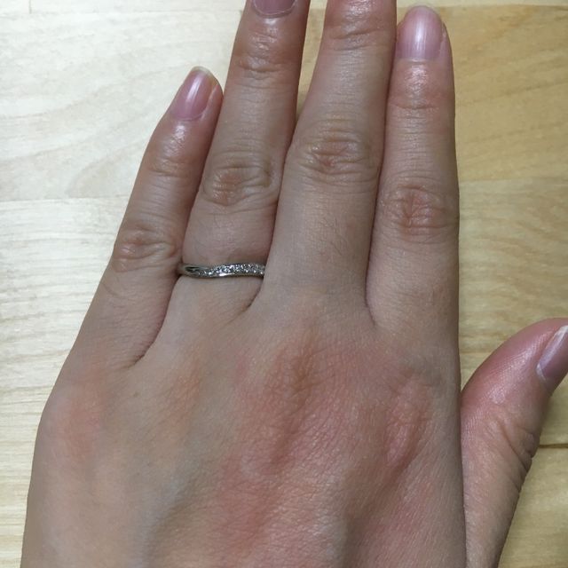 【エクセルコダイヤモンド(EXELCO DIAMOND)の口コミ】 内甲の指輪なので付け心地が大変良く、付けているのを忘れてしまうくらい…