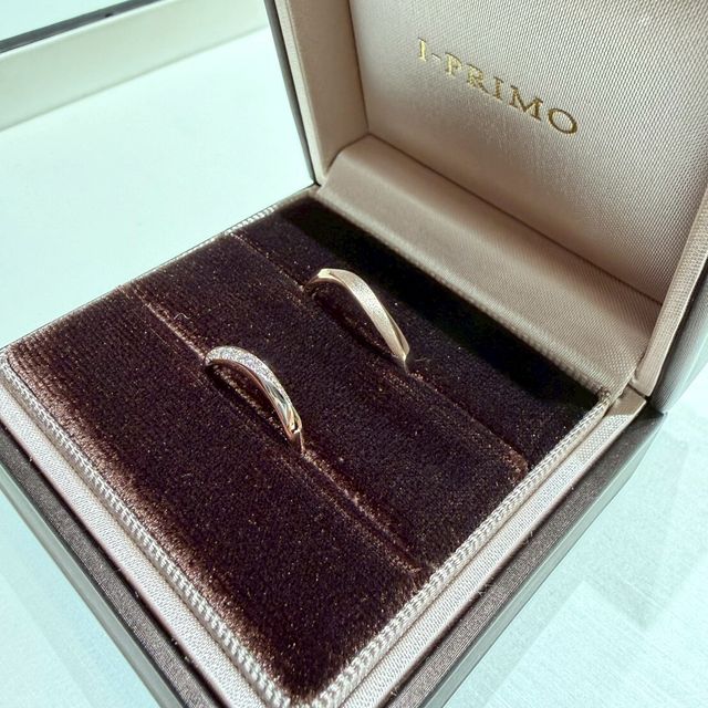 【アイプリモ(I-PRIMO)の口コミ】 アイプリモ限定の肌なじみの良いゴールドを選びました。一目見てこれだ！…