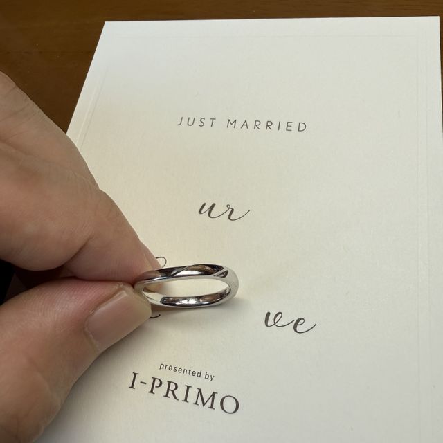 【アイプリモ(I-PRIMO)の口コミ】 ウェーブの指輪でカジュアルな雰囲気がとても良いと思います。また、指が…