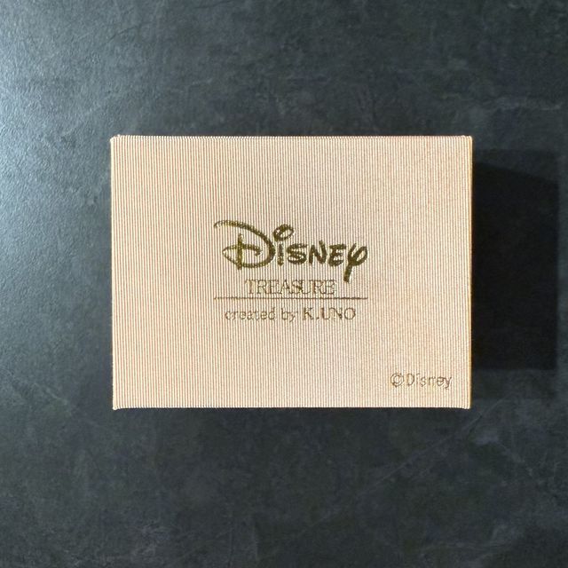 【ケイウノ ブライダル(K.UNO BRIDAL)の口コミ】 ディズニーのFANTASIAをモチーフにしたデザインの結婚指輪です。立体的で…