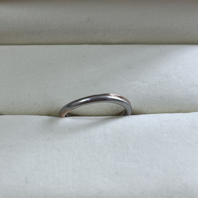 【ケイウノ ブライダル(K.UNO BRIDAL)の口コミ】 ピングゴールドとシルバーの2色の相性が良く、毎日おしゃれにつけられます…