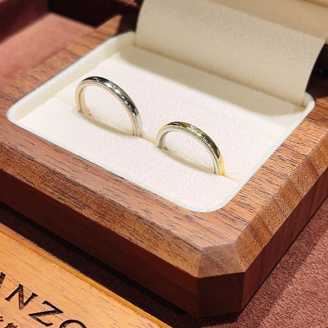 【TANZO.(鍛造指輪)の口コミ】 TANZOにしかない、グリーンゴールドに惚れて即決しました。周囲のミル打ち…