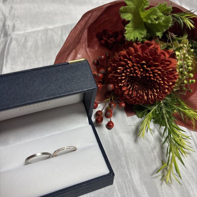 【Cayof(カヨフ)の口コミ】 イエベなので、金にしました。派手すぎないシャンパンゴールドがお気に入…