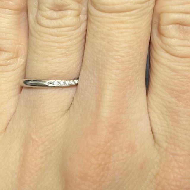 【MACHERIE(マシェリ)の口コミ】 シンプルかわいいものを探していました。普段つけるので目立ちすぎないも…