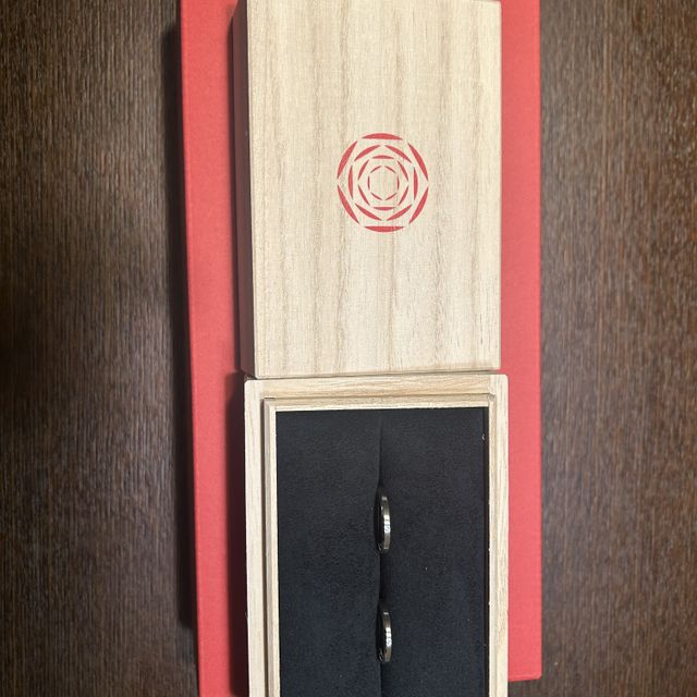 【出雲結(いずもゆい)の口コミ】 シンプルなデザインですが、様々な素材、様々な加工からふたりが納得でき…