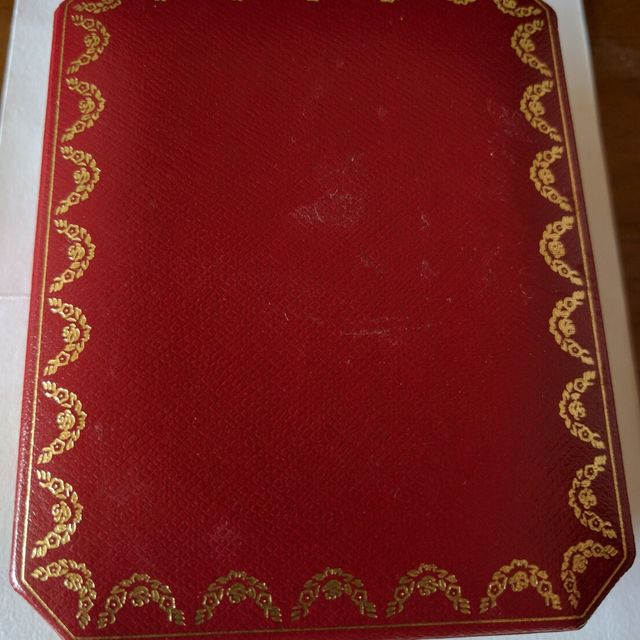 【カルティエ(Cartier)の口コミ】 歳の差で結婚したのですが夫が年上だったためブランドの年齢層と二人の指…