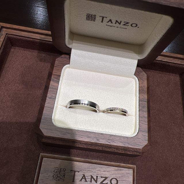 【TANZO.(鍛造指輪)の口コミ】 デザインはラインナップから決めることもできる。今回はフルオーダーで作…