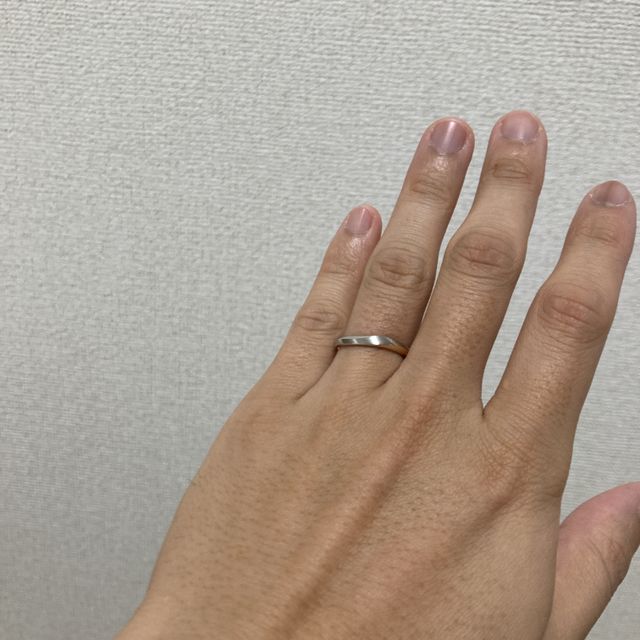 【AMATSU(アマツ)の口コミ】 ゴールドとプラチナのカラーコントラストがとても美しく、手元に上品な印…