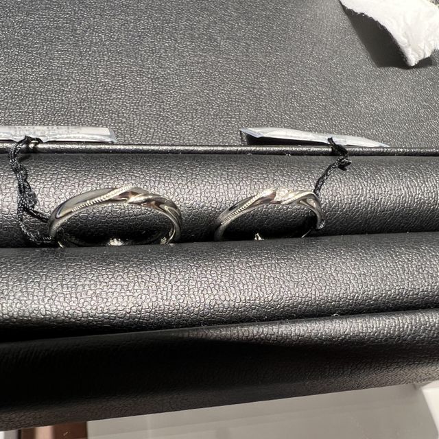 【エクセルコダイヤモンド(EXELCO DIAMOND)の口コミ】 唯一無二のデザインに2人してひとめぼれでした　ミル打ちといったドットの…